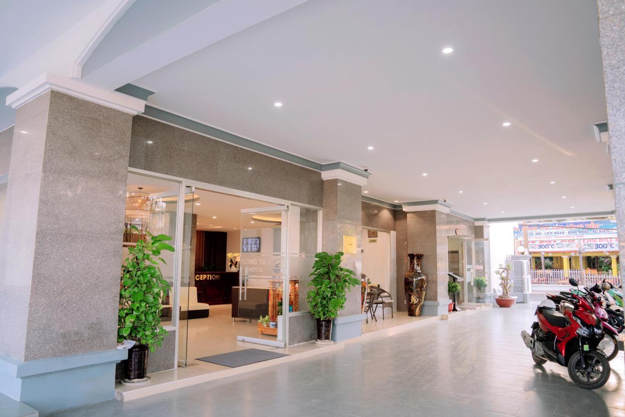 מי טאו Song Tien Hotel מראה חיצוני תמונה