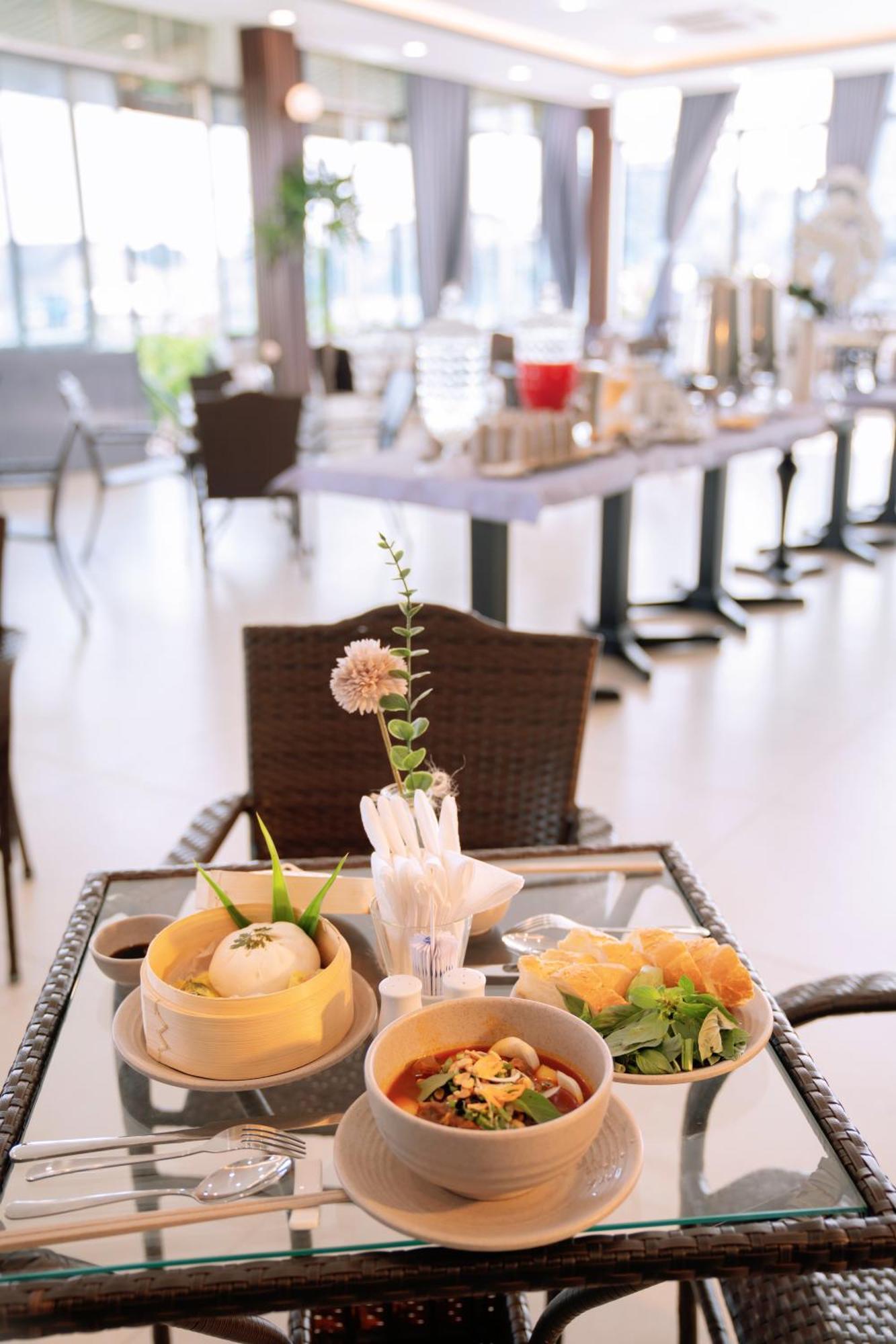 מי טאו Song Tien Hotel מראה חיצוני תמונה
