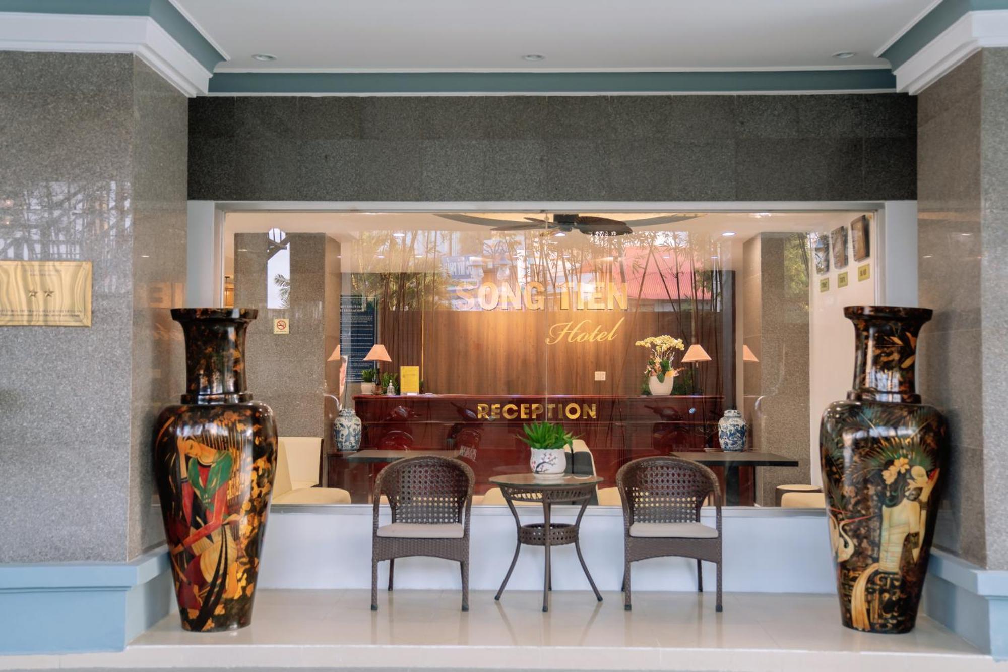 מי טאו Song Tien Hotel מראה חיצוני תמונה